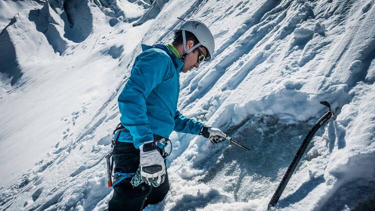 Eisschraube Richtig Drehen Am Hochtourenkurs