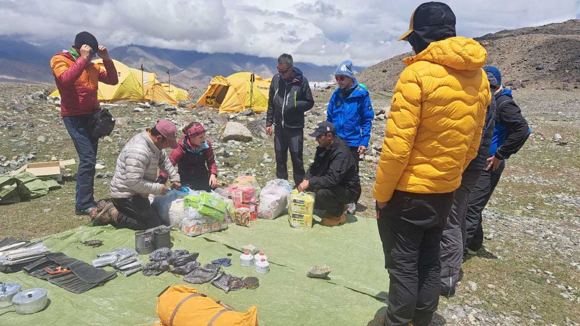 Expeditionsausr&uuml;stung f&uuml;r die Hochlager 