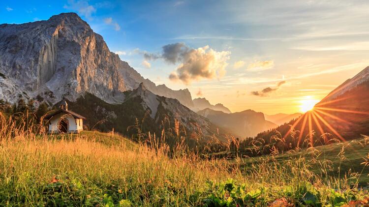 Wandern Auf Dem Karwendelhoehenweg